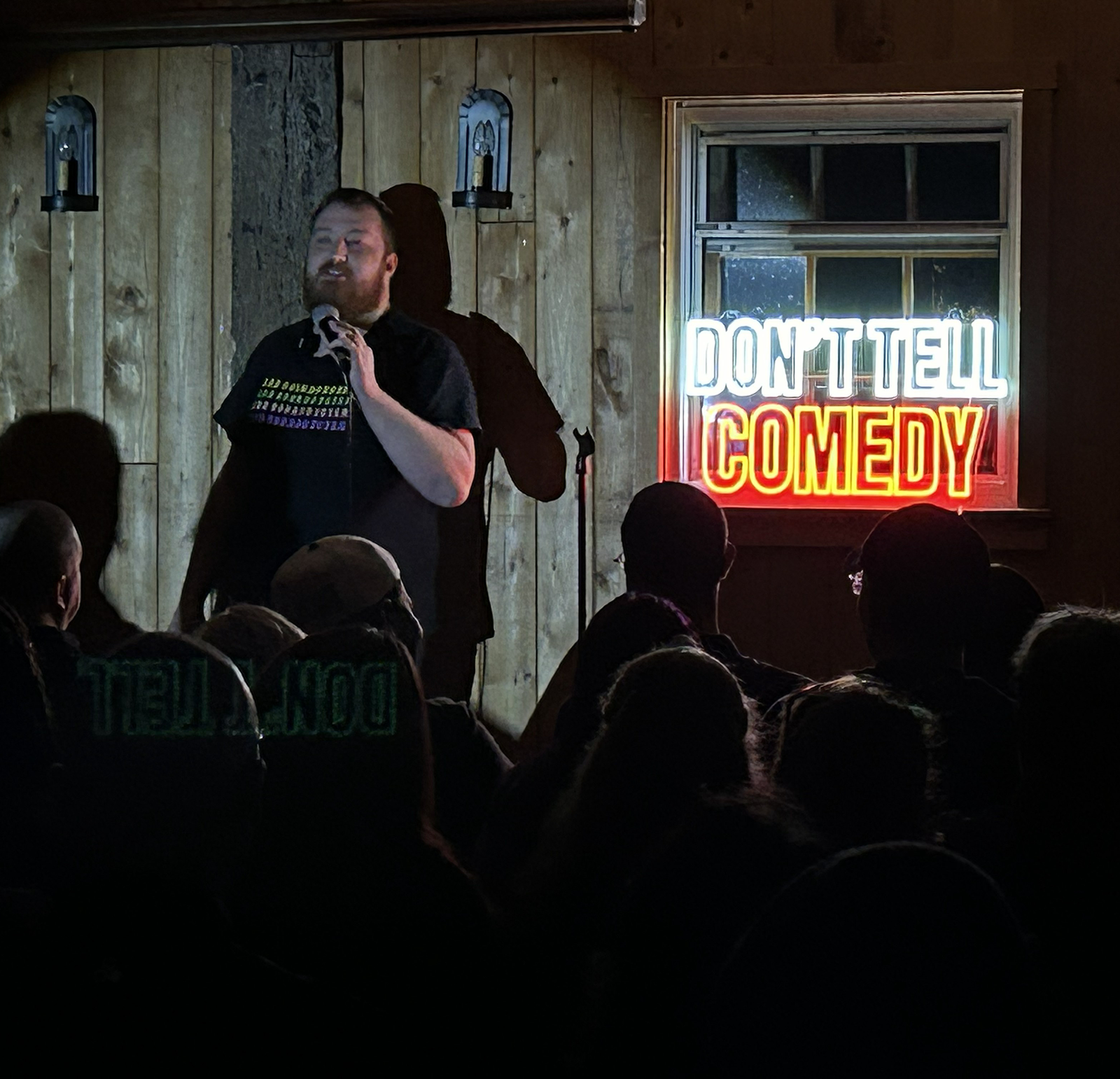 comedy-1600x1541